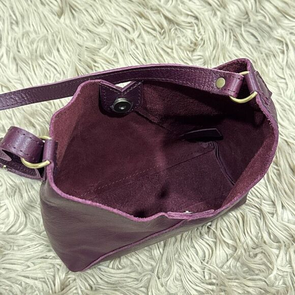 Portland leather goods small Naomi bag in plum - Picture 6 of 8